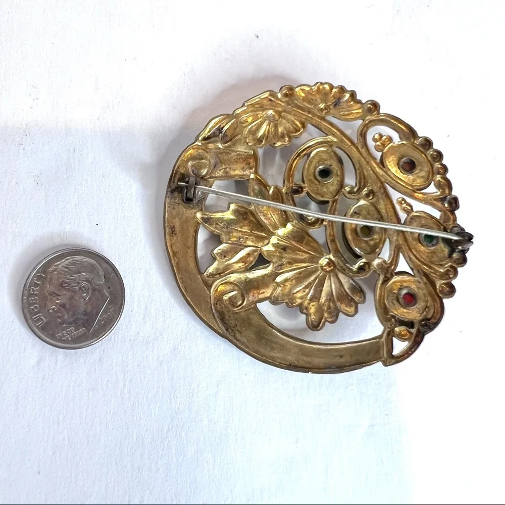 Antique Brooch Awesome Old World Pastel Glass Brass Tone Floral Circle Pin
